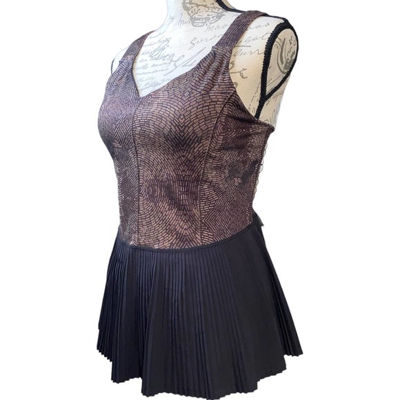 Lululemon City Tank Golden Goddess Cashew Multi / Black Style W1J45S *Like New* - Picture 3 of 9